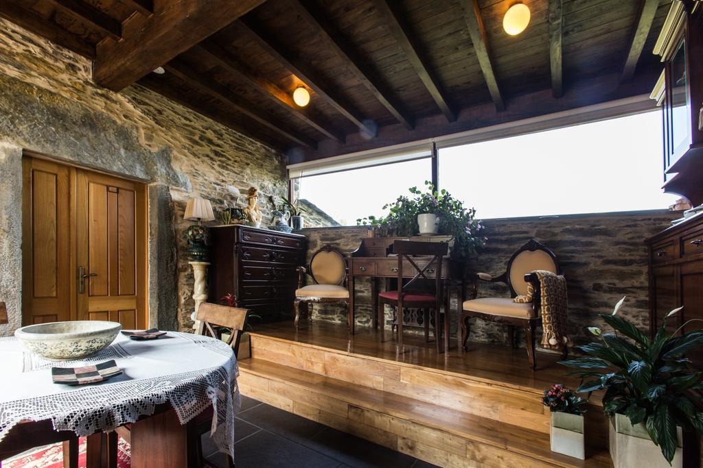Casa Pineiro Guest House Monfero Exterior photo