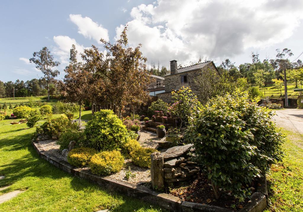Casa Pineiro Guest House Monfero Exterior photo