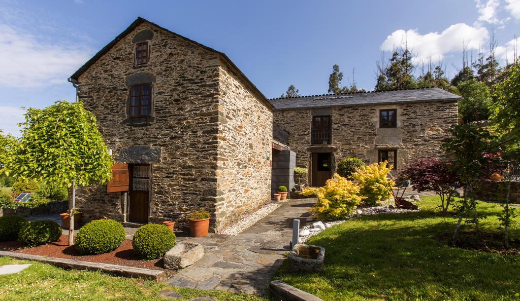 Casa Pineiro Guest House Monfero Exterior photo