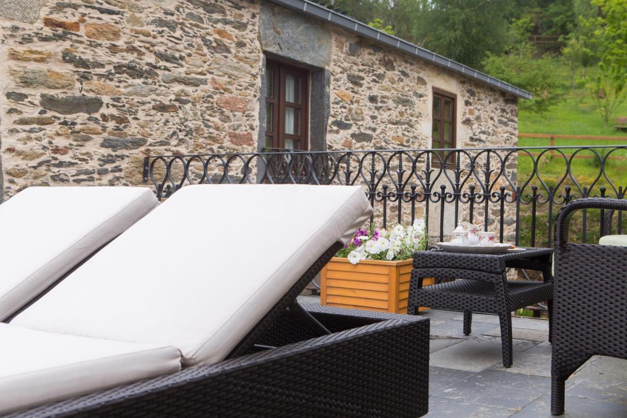 Casa Pineiro Guest House Monfero Exterior photo