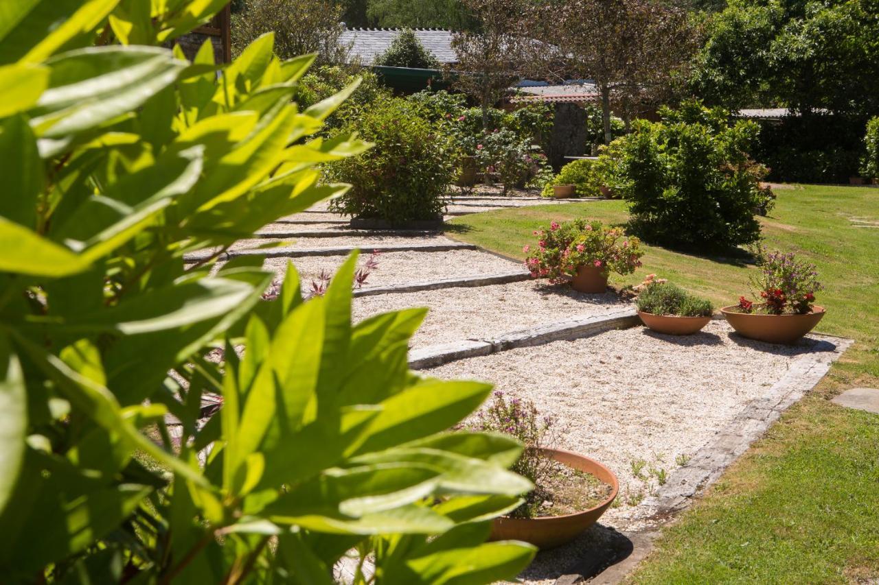 Casa Pineiro Guest House Monfero Exterior photo